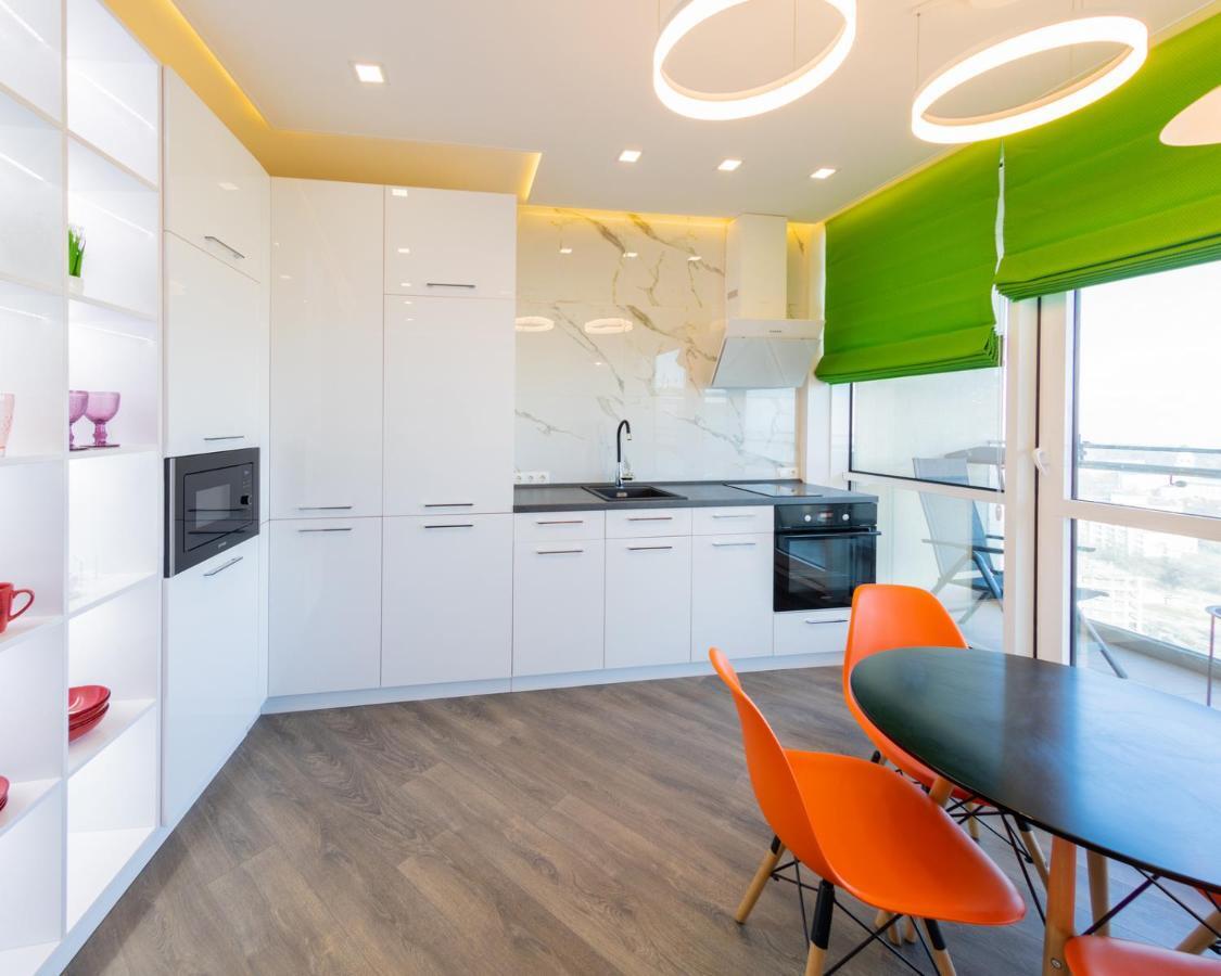 Arcadia Vip Apartments Sea View! オデッサ エクステリア 写真
